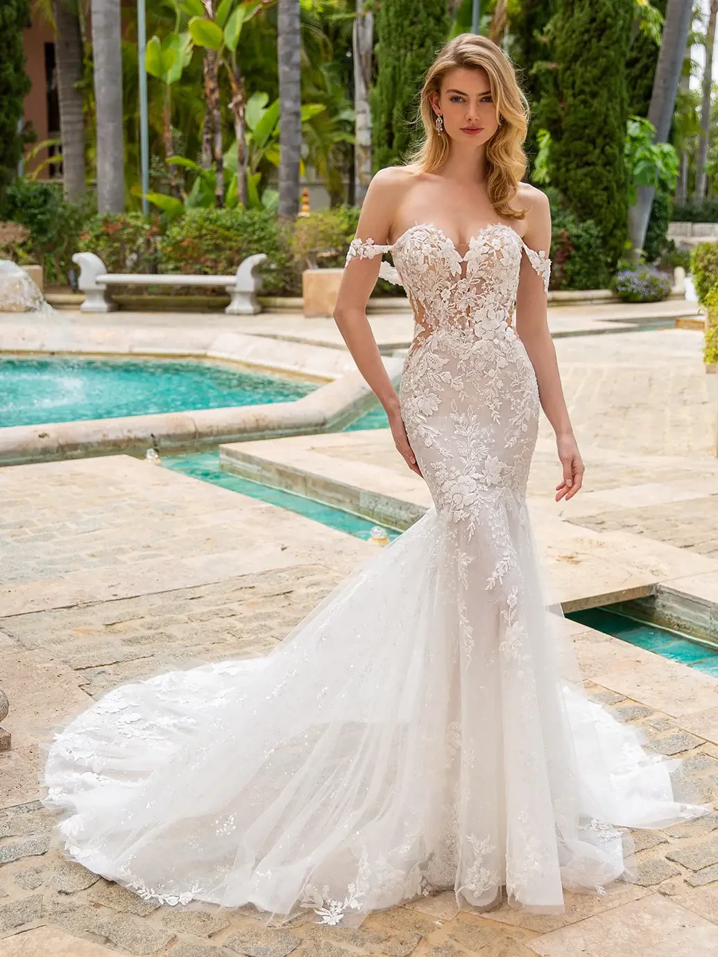 Enzoani Holiday Trunk Show Main Image