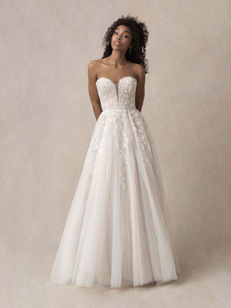 Wedding Dresses Under $1000