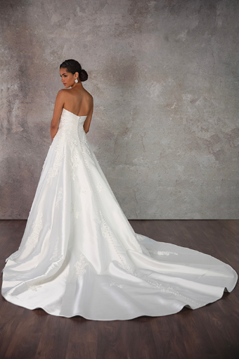 Essense of Australia Style #D4195 #1 Ivory thumbnail