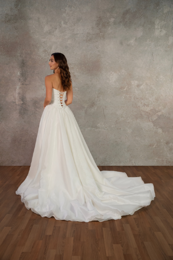 Essense of Australia Style #D4454 #1 Ivory thumbnail