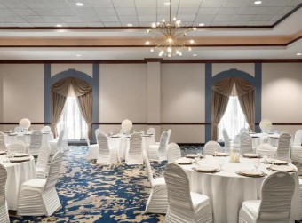 Embassy Suites by Hilton Cleveland Rockside Location: Cuyahoga <br> <br> #4 thumbnail