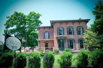 Ashtabula Style #The Estate on Coffee Creek #4 thumbnail