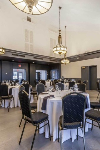Portage Style #The Aurora Inn Hotel & Event Center #0 default thumbnail