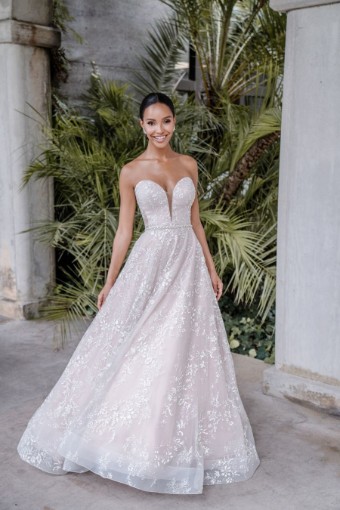 Allure Bridals Style #C660 #0 default thumbnail