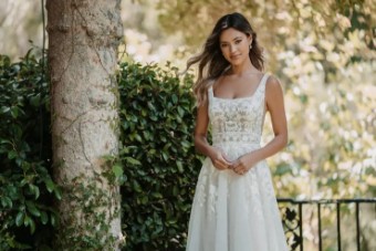 Allure Bridals Style #9900 #1 thumbnail