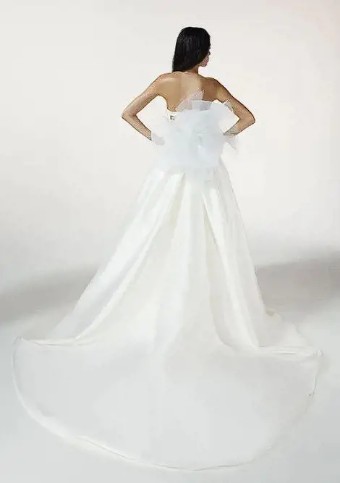 Vera Wang Style #Faustina + #0 default thumbnail
