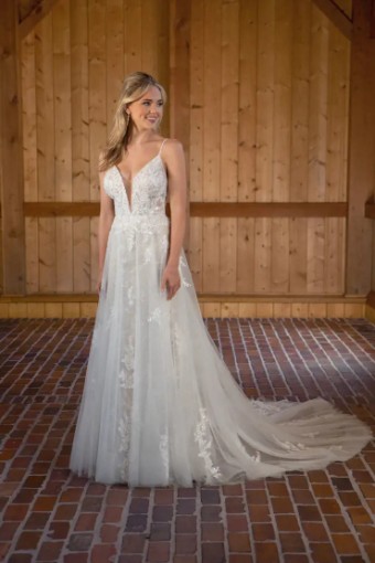 Essense of Australia Style #D3707 #0 default (IVRM-PL) Ivory Lace & Tulle over Rum Gown w Porcelain Tulle Plunge thumbnail