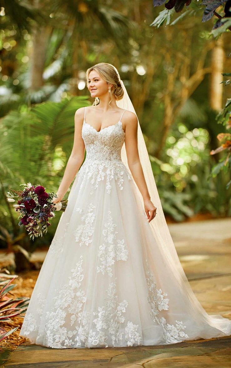 Wedding Dresses Under $1000